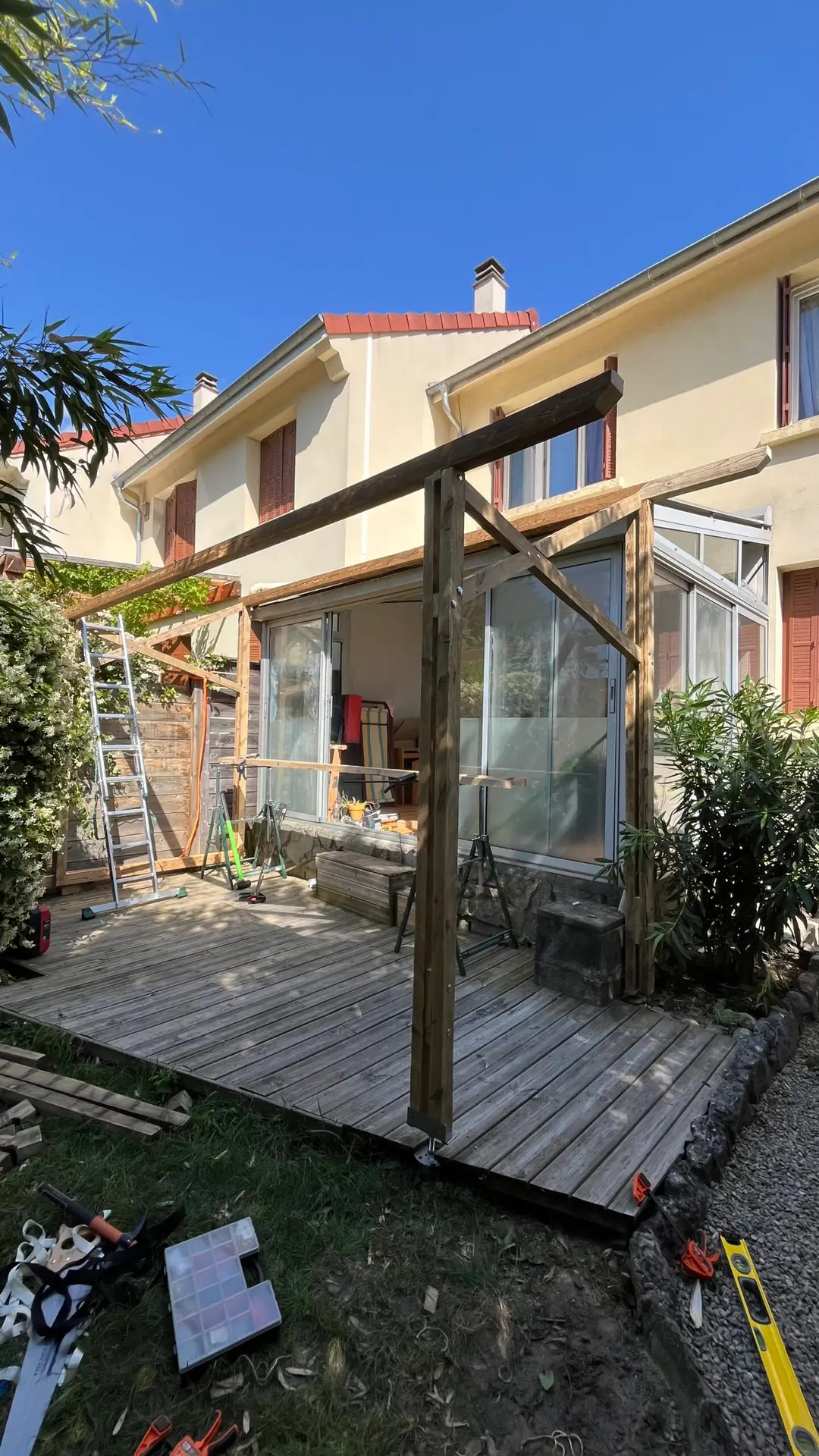 réalisation d'une pergola chez une cliente